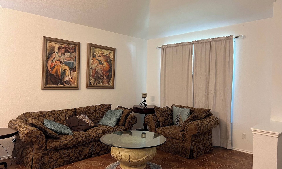 North Buttercup Creek House | Austin ,Tx suburb in the Heart of Cedar Park , Toddler friendly 4 bedroom home.