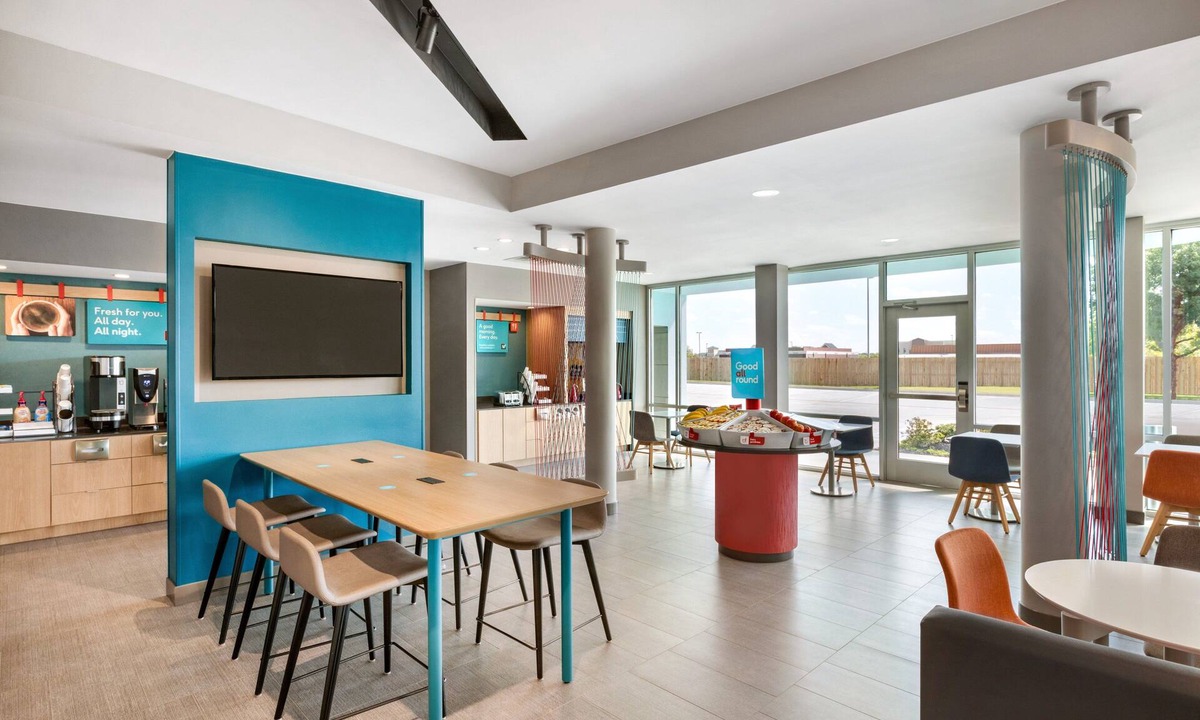 Perry Hotel | avid hotels Perry-National Fairground Area by IHG
