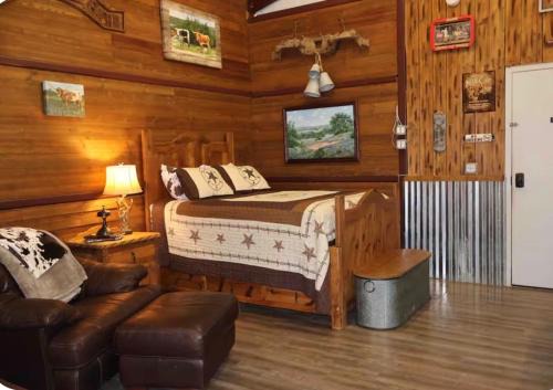 Dripping Springs Bed & Breakfast | Backwoods BNB
