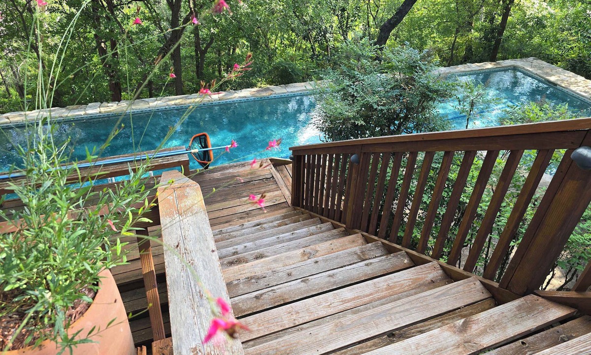 Balcones Park House | Balcones Retreat w Private Pool, Near Parks & DT!