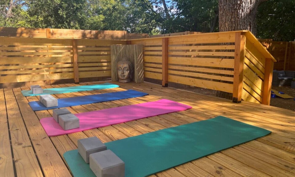Austin Villa | Bali Inspired | Ping-Pong | Yoga | Massage | Bocce