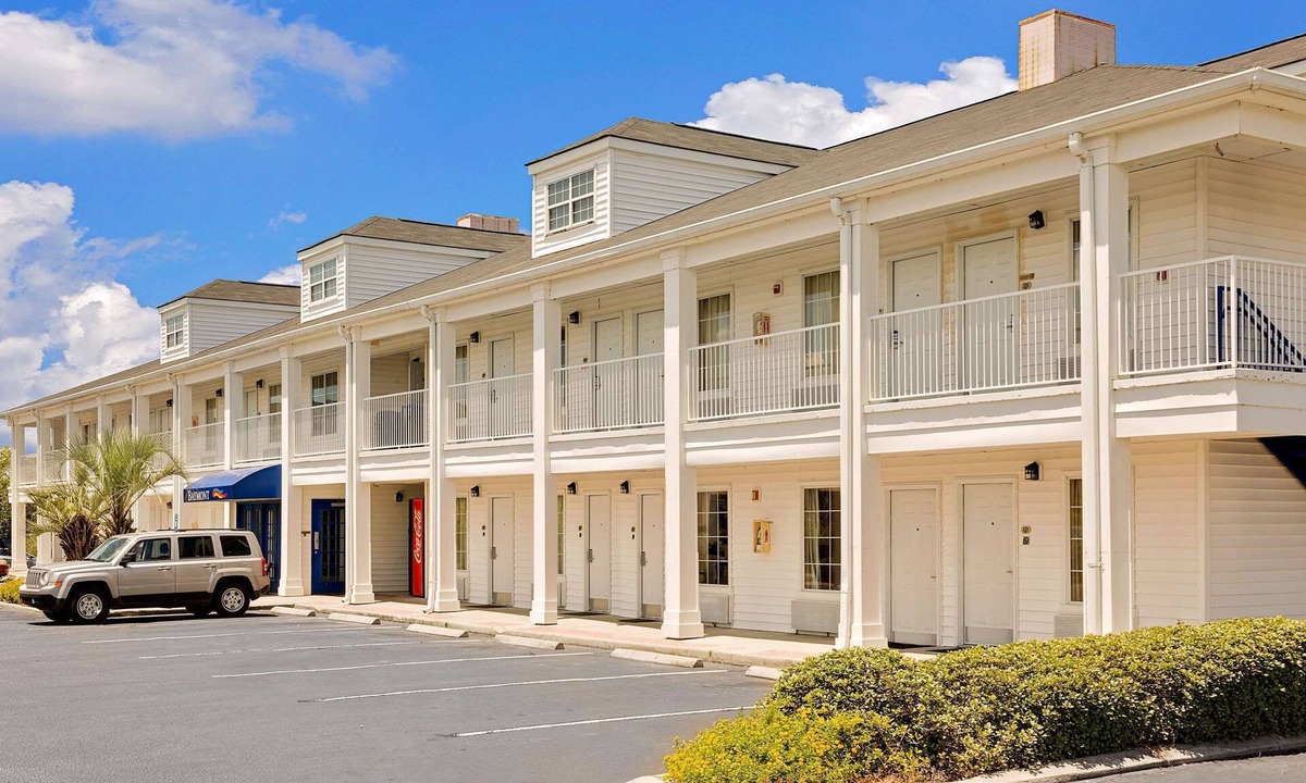 Georgetown Hotel | Baymont by Wyndham Georgetown/Near Georgetown Marina