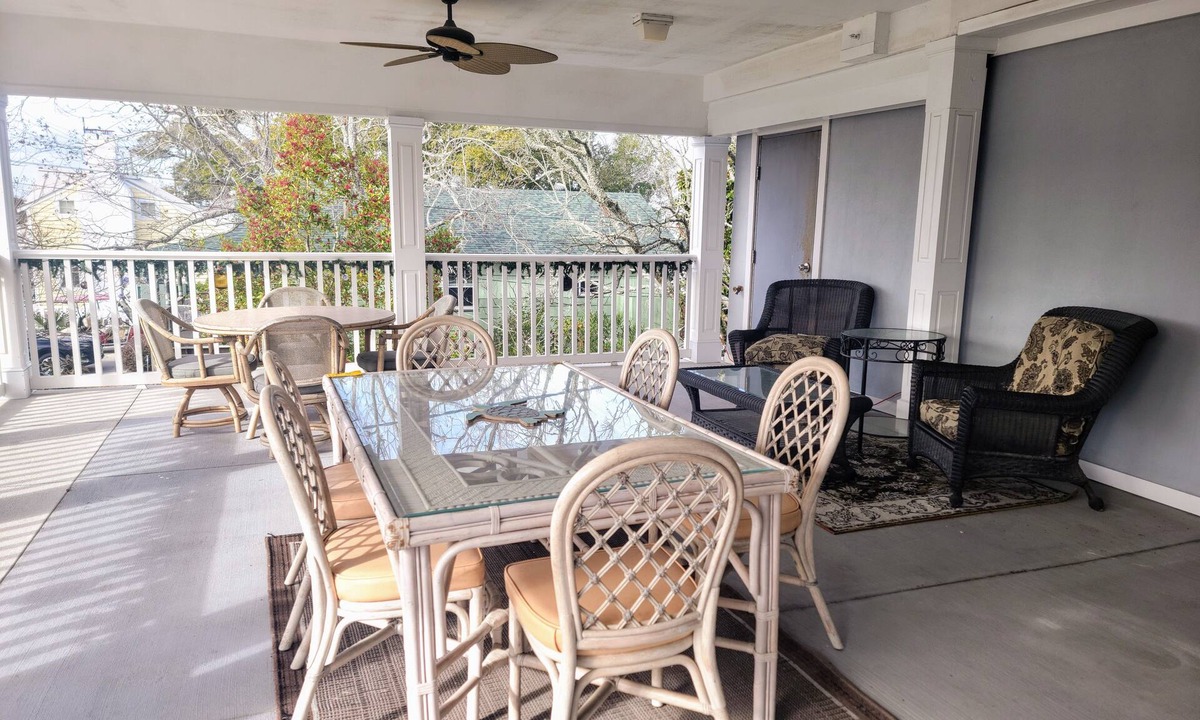 Morehead City Hotel | Beaufort Harbour Suites