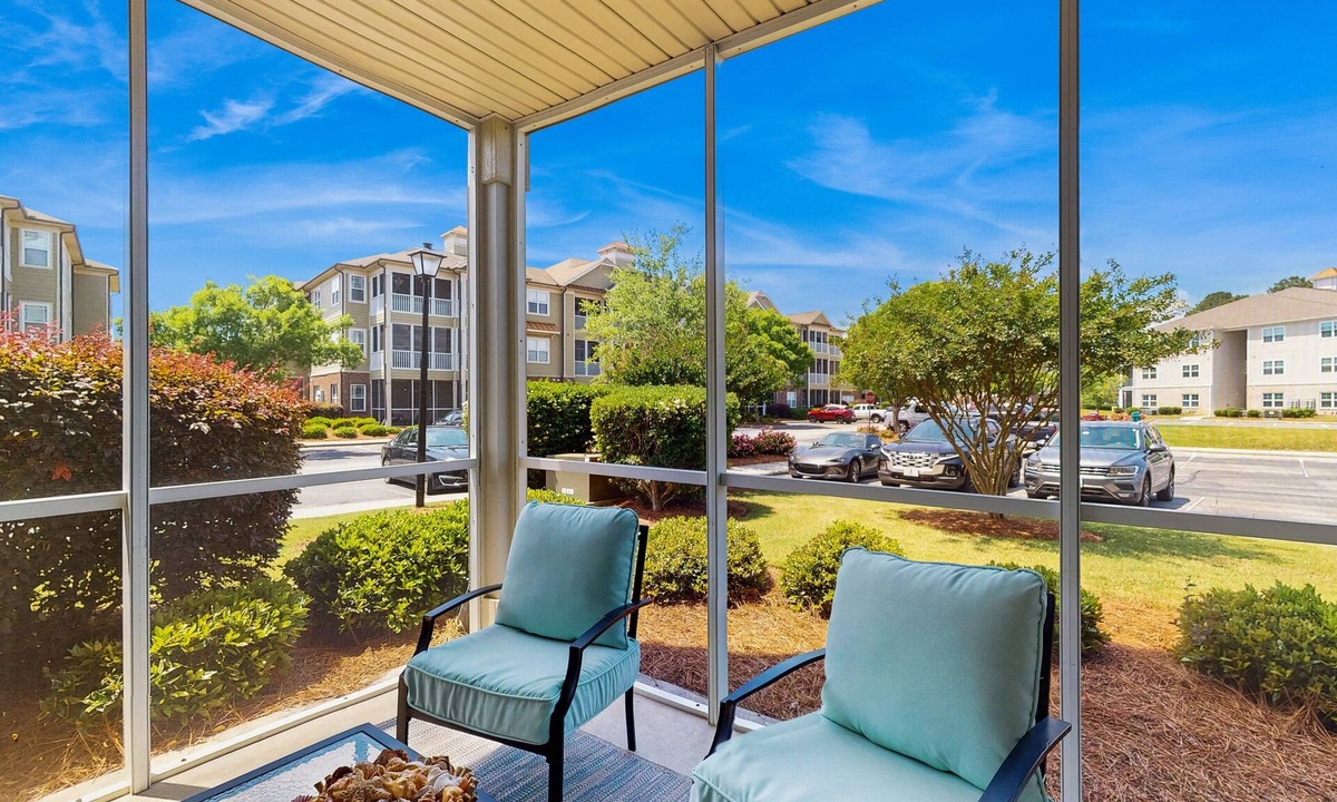Calabash Condo | Beautiful dog-friendly coastal condo close to golf courses and beach attractions