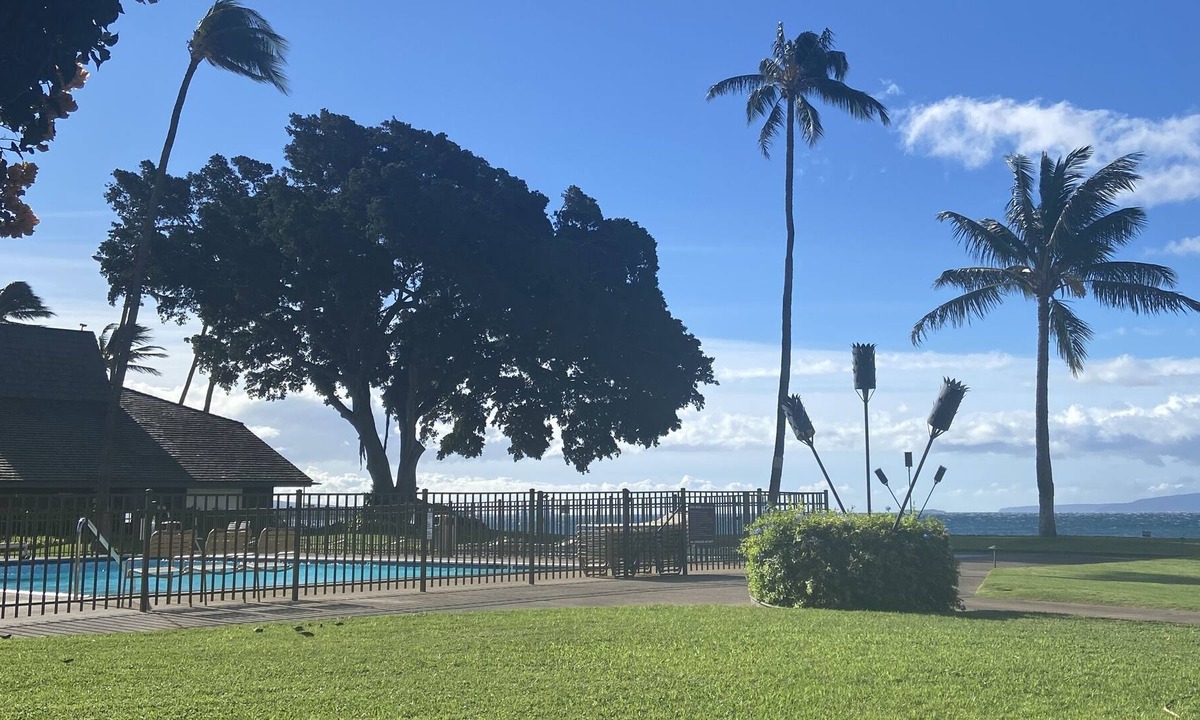Kihei Condo | Beautiful Maalaea Surf Beachfront Condo G-2 Great Location