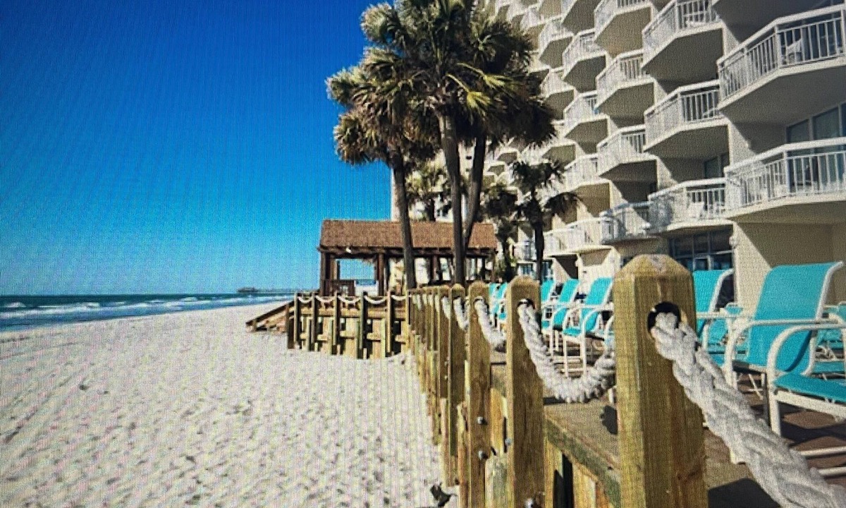 Garden City Condo | Beautiful oceanfront Condo with direct access to the beach, steps from the sand.