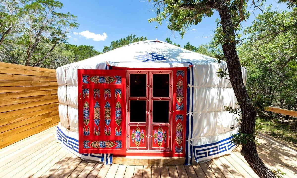 Dripping Springs Cabin | Beautiful Secluded Yurt with Hot Tub in Dripping Springs, Texas