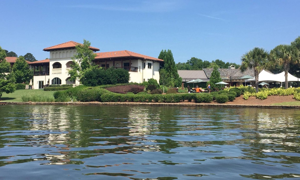 Eatonton Villa | Beautiful Tuscan style waterfront villa with private dock slip.