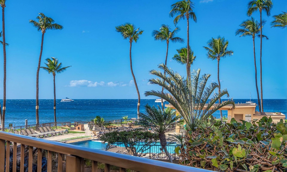 Kihei Condo | BEAUTIFULLY REMODELED WITH GREAT OCEAN VIEW!