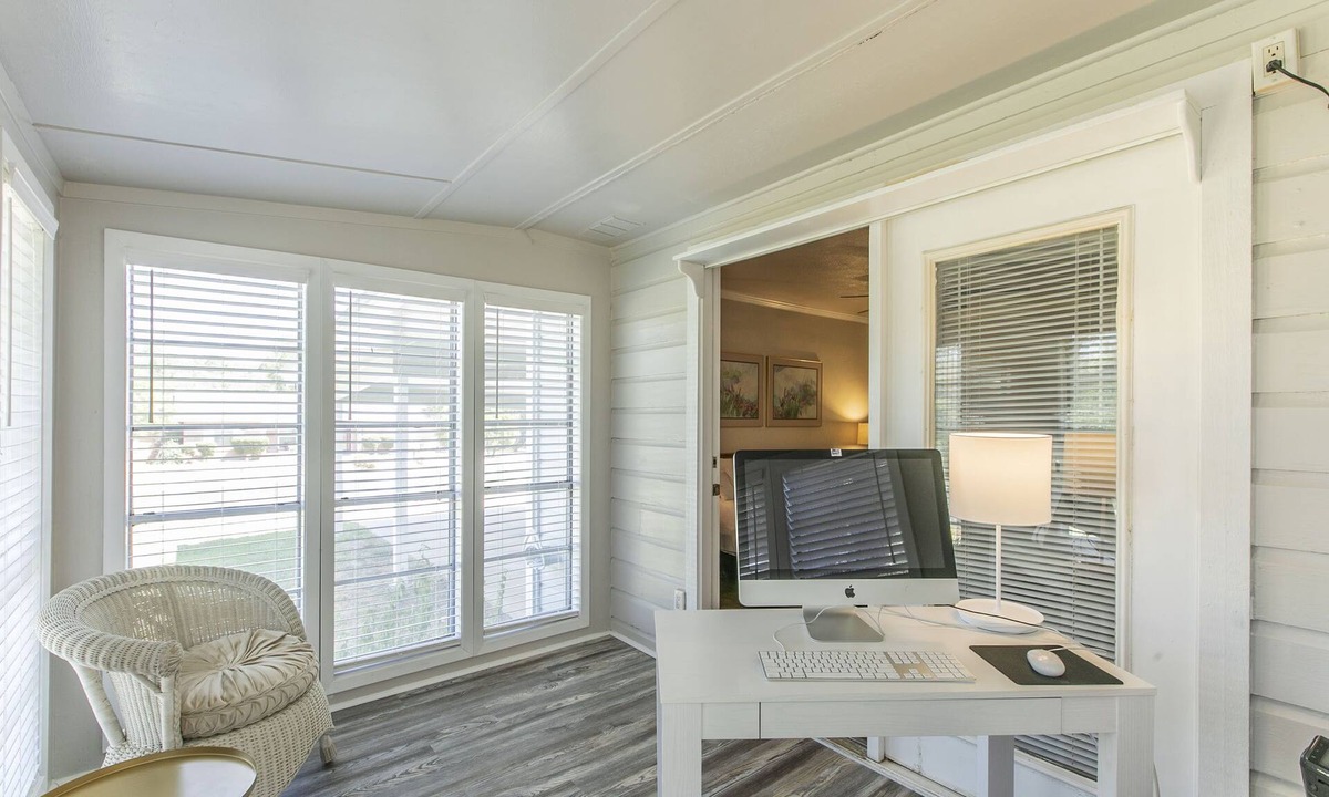 Belton House | Belle of Belton-Spacious/Central Location/Pool/Hot Tub/Game Room w/Pool Table