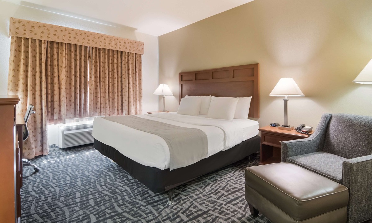 Comanche Hotel | Best Western Comanche Inn