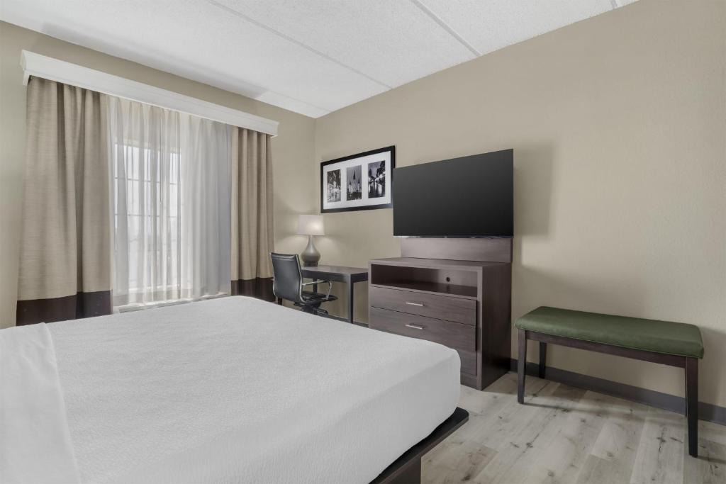 Kenner - Louis Armstrong International Airport Hotel | Best Western Kenner