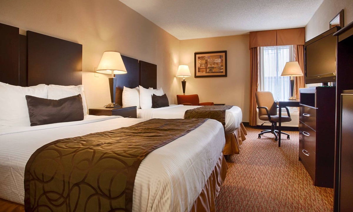 Southwest Raleigh Hotel | Best Western Plus Edison Inn