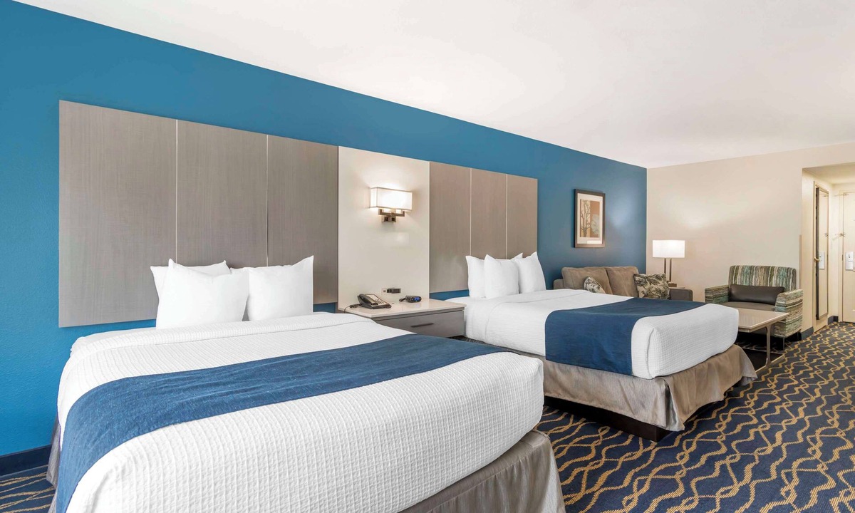 Oakwood Hotel | Best Western Plus Lake Lanier/gainesville Hotel & Suites