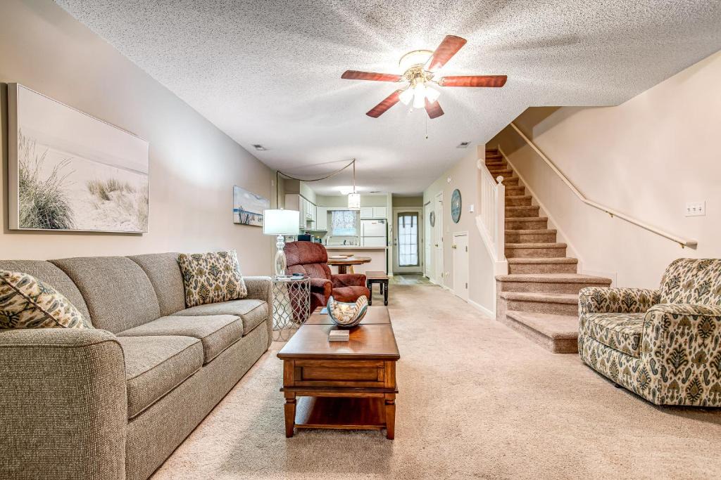 Frankford House | Bethany Meadows --- 38174 Beachwood Ct #17