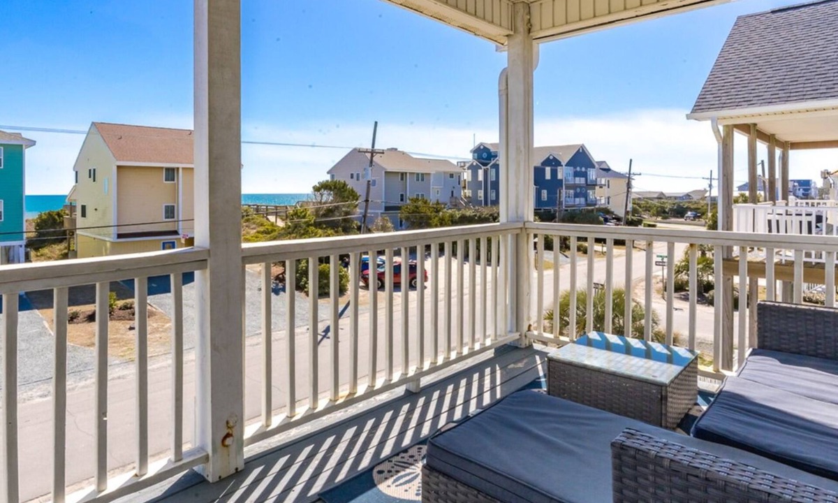 Surf City House | Better at the Beach - Gorgeous 4 BR Home with Ocean Views!
