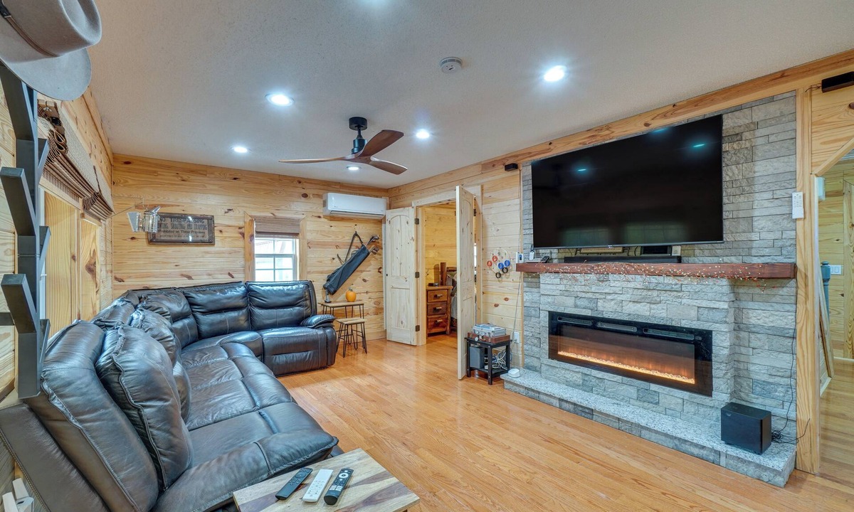 Oneida Cabin | Big South Fork National River and Recreation Area