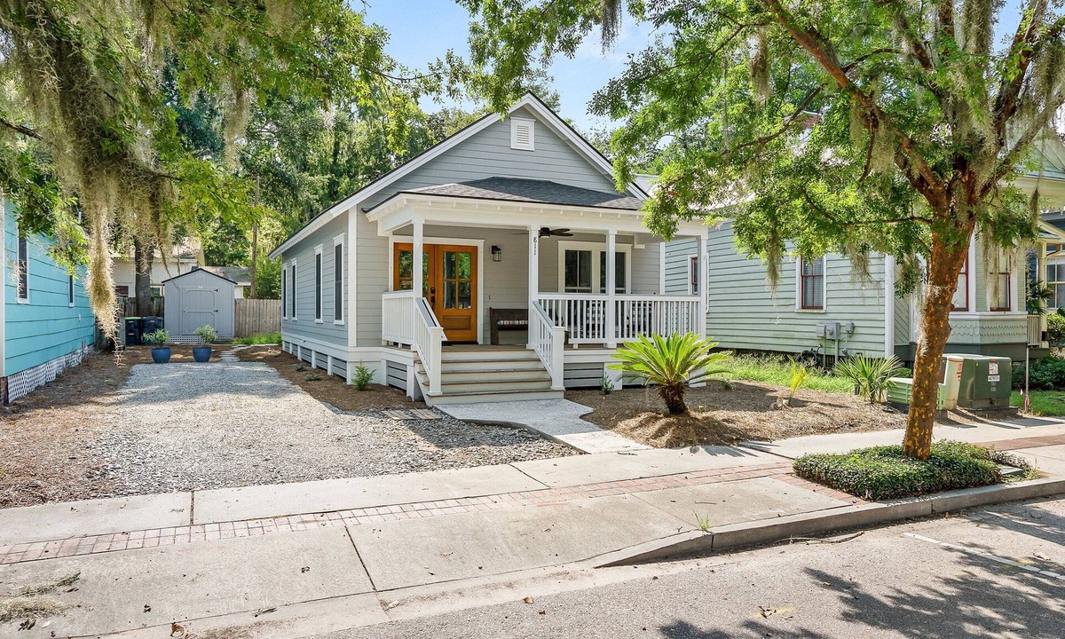 Historic District House | Bladen Hideaway - Downtown Southern Charm
