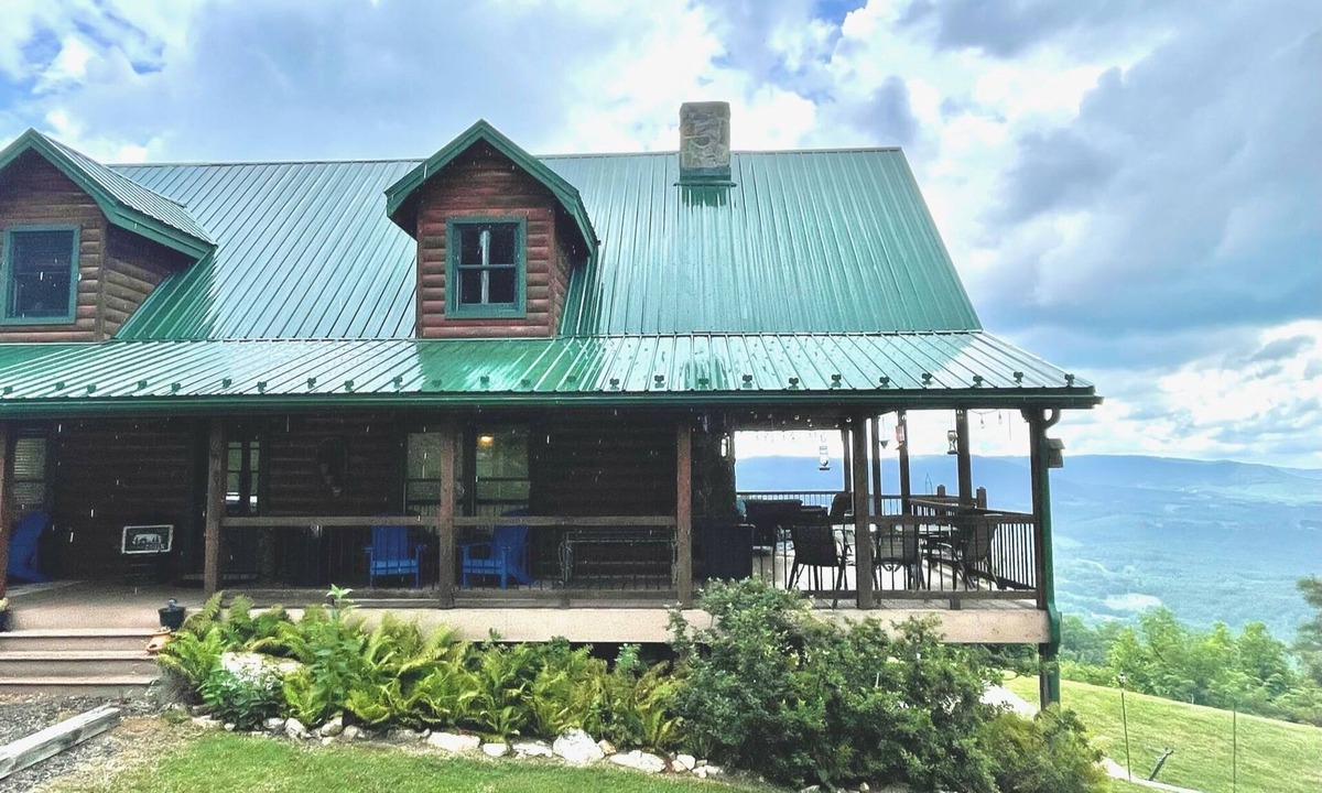 Cana Cabin | Blue Ridge Parkway Panoramic Paradise-60 Mile View