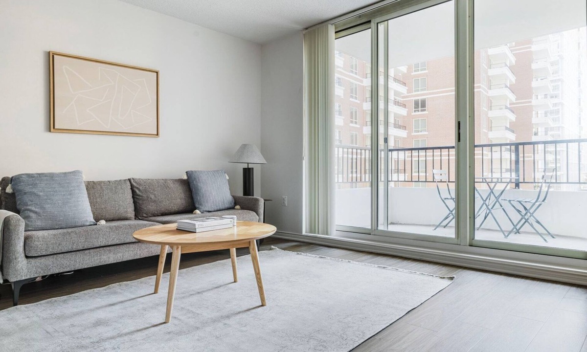 Ballston Apartment | Blueground | Ballston, pool, nr Arlington Park