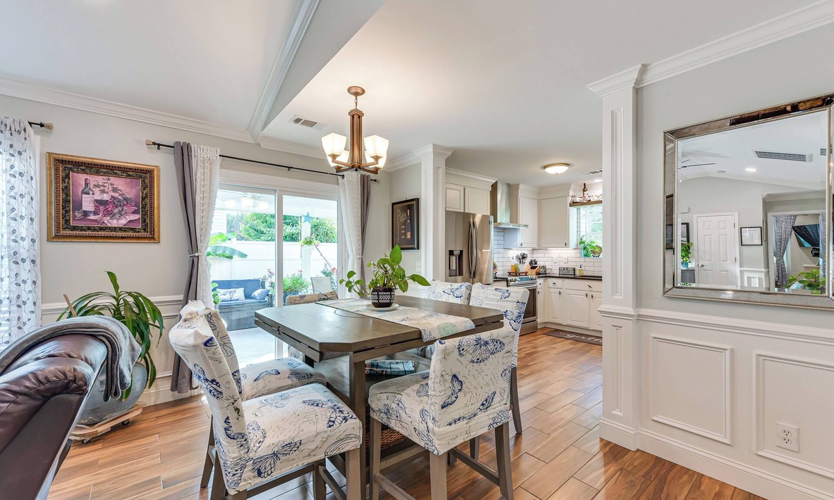 Bluffton Cottage | Bluffton Getaway w/Fenced Yard: 7 Mi to Beach!