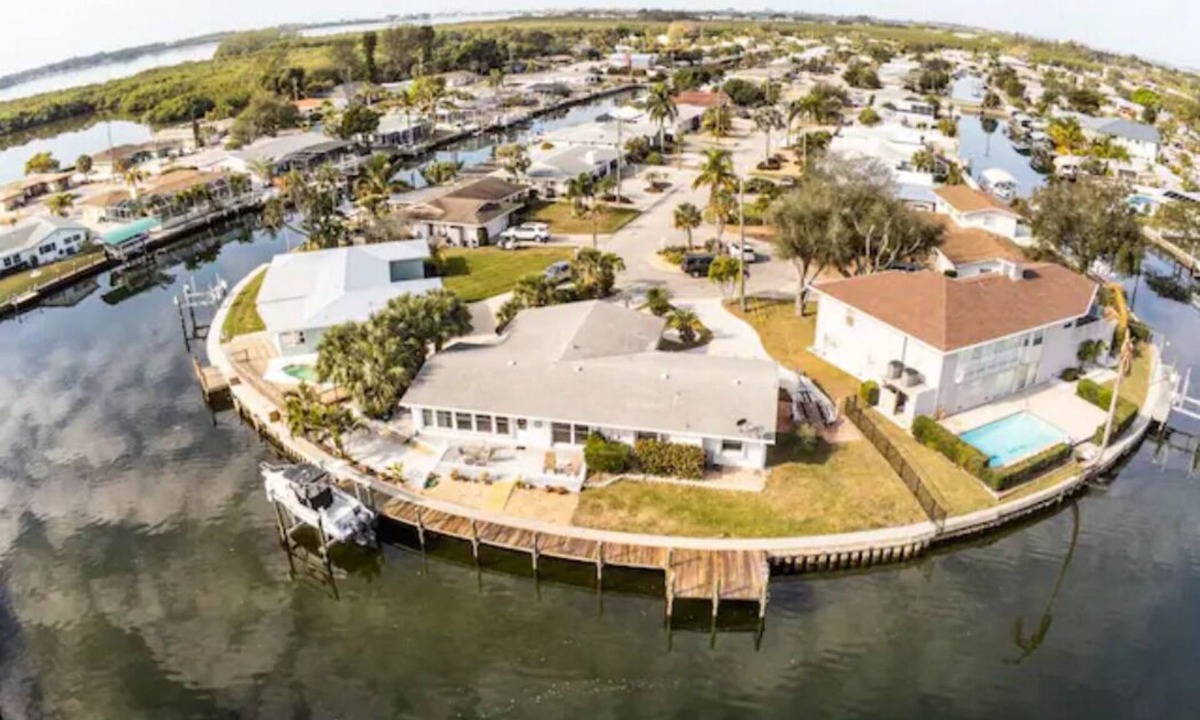Whitney Beach House | Boaters Gateway