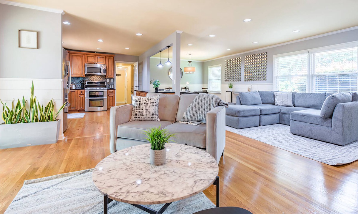 Atlanta House | Boho Farmhouse Home Sleeps 16