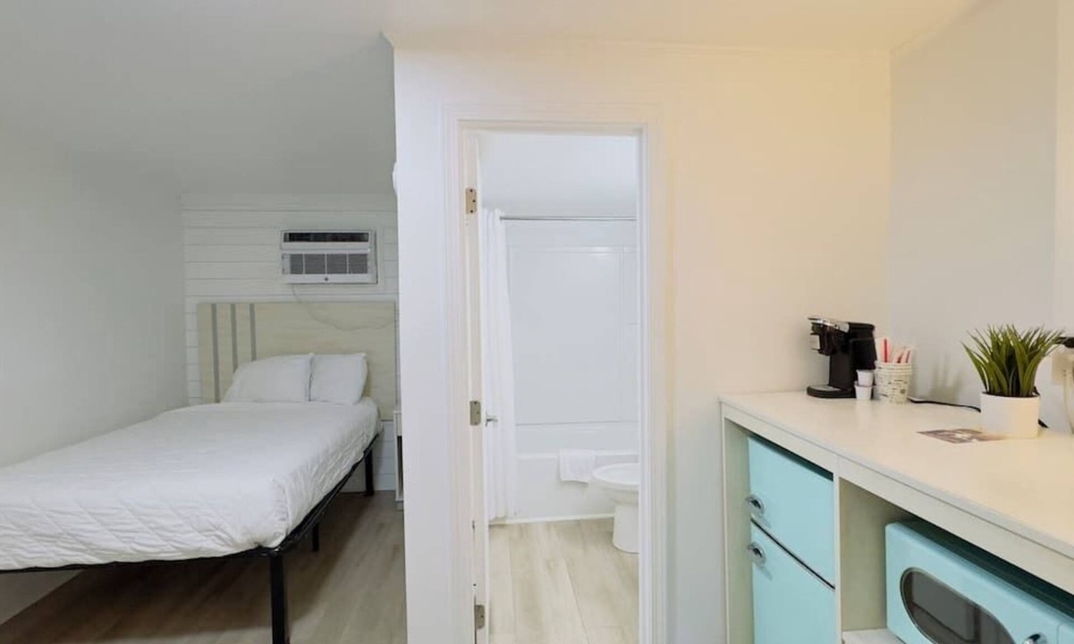 Downtown Myrtle Beach Apartment | Boutique on the beach, Studio #112 + Pool