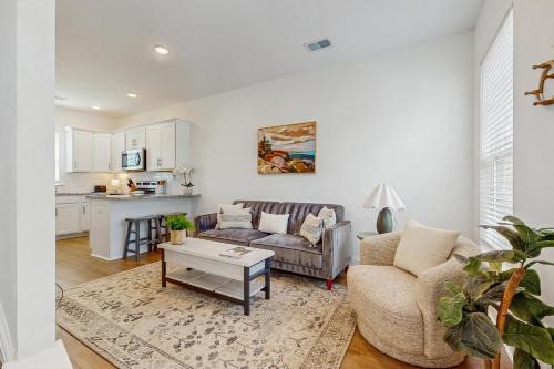 Goose Creek House | Bowen Village 9201