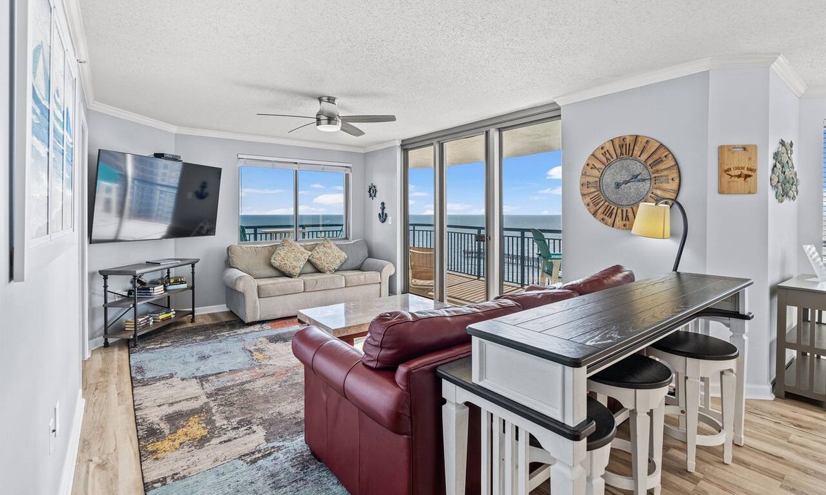 Arcadian Shores Condo | Brighton 1702 Oceanfront on 17th floor