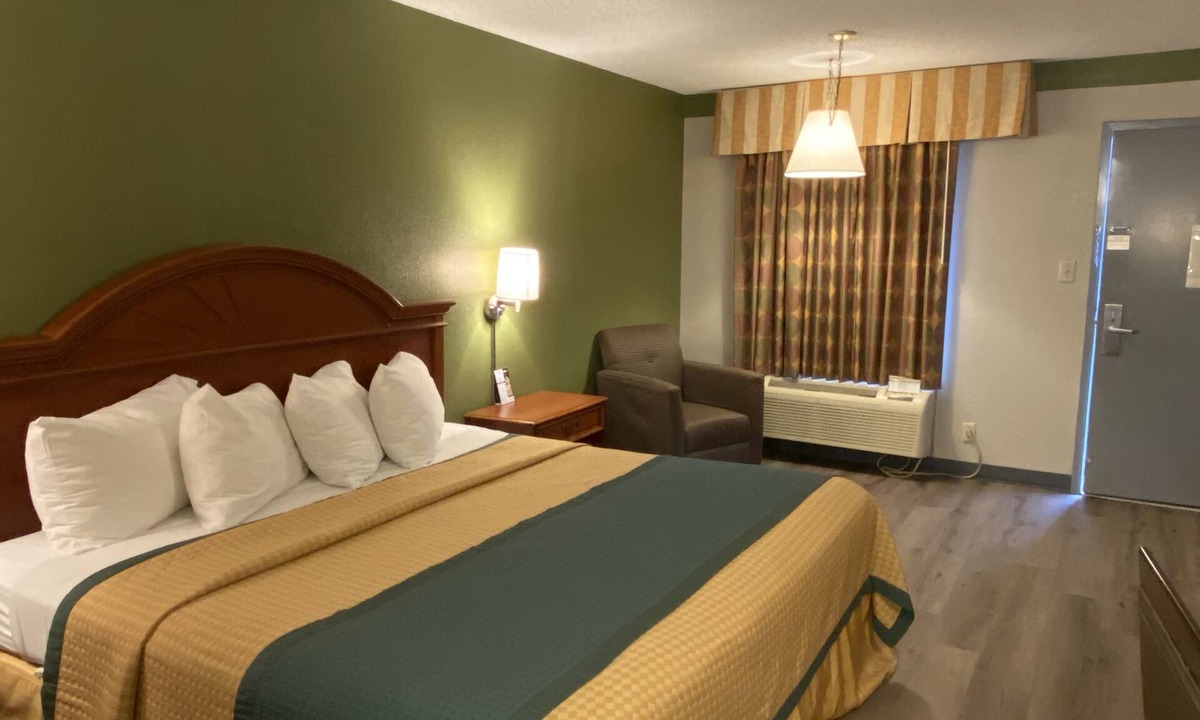 Concord Hotel | Cabarrus Inn