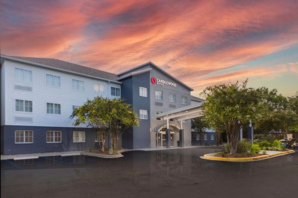 Charleston Hotel | Candlewood Suites Charleston – Mt. Pleasant by IHG