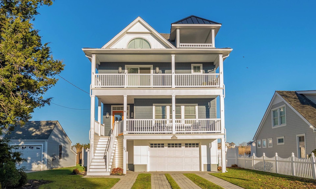 Admiral Estates House | Cape Haven-steps to Ocean, Pool, Elevator, 5B/4+BA