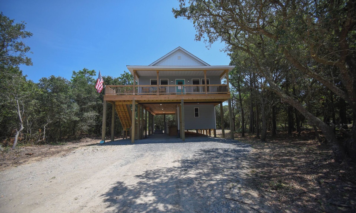 Carova Beach House | Carova Beach, 4x4, Wild Horses, New home built in 2025. 🏝