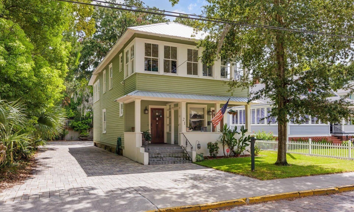 Downtown Historic District House | Casa Doble - Two Units, One Location!
