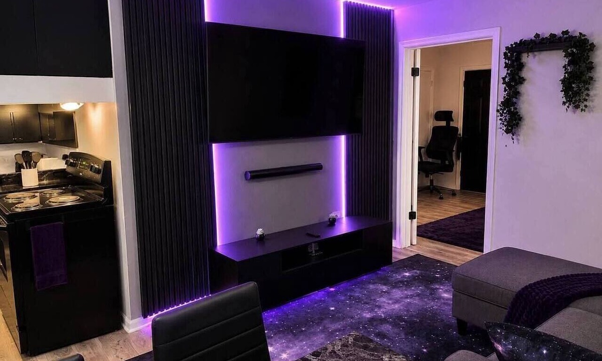Anderson Apartment | Celestial Stay|5 Mins to Anmed|Elements Collection