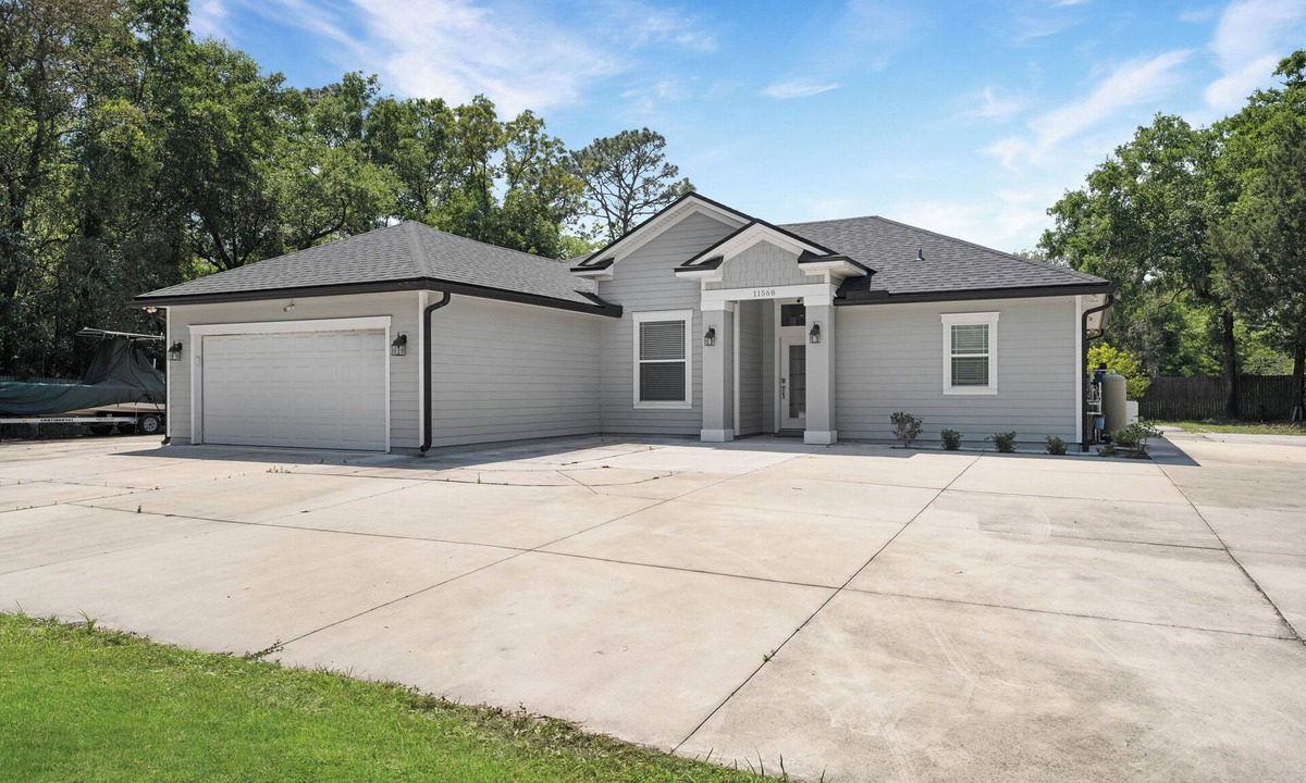 Southside House | Central Avenues Central Cozy 3BR@ Water