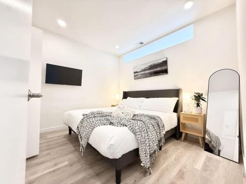 Poplar Apartment | Central Philly 1Br Apt with Gym