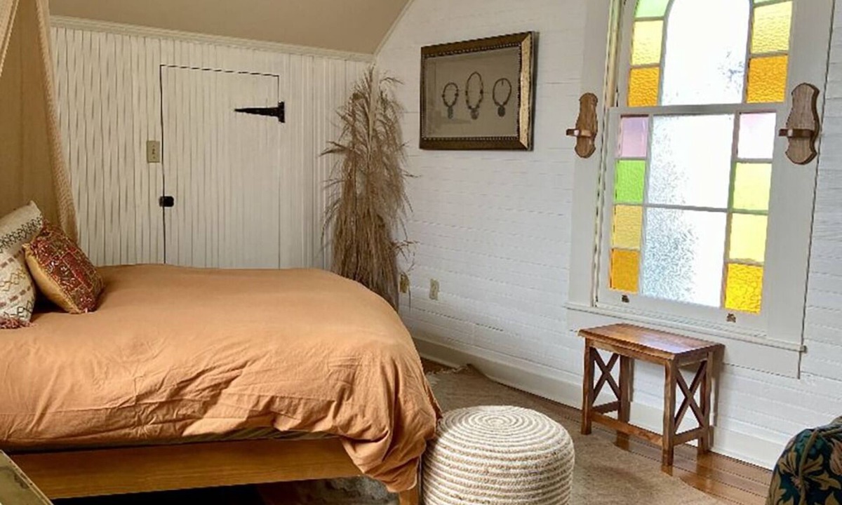 Algiers Point Cottage | Charming 1900s Carriage House in New Orleans