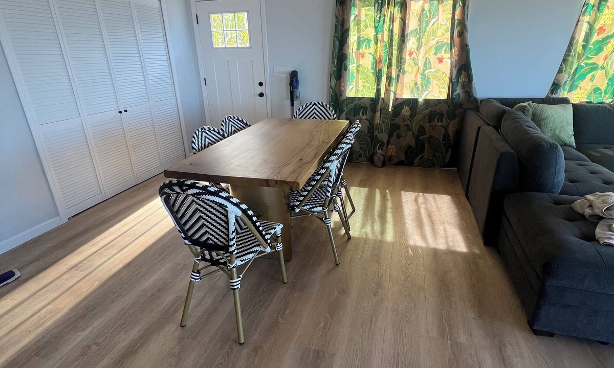 Opihihale House | Charming 2-bedroom house in Captain Cook with WiFi and AC