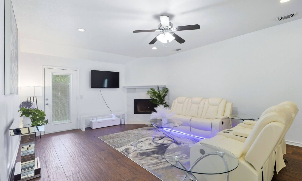 Prosper House | ♥ Charming 4BR Prosper Retreat ★ 2 Baths & Queen Beds Near Dallas