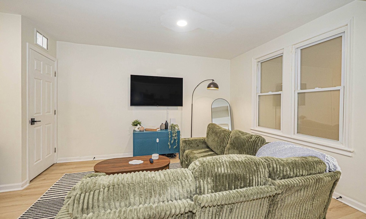 Trinidad Apartment | Charming & Comfy 2BR Apartment near in Downtown DC