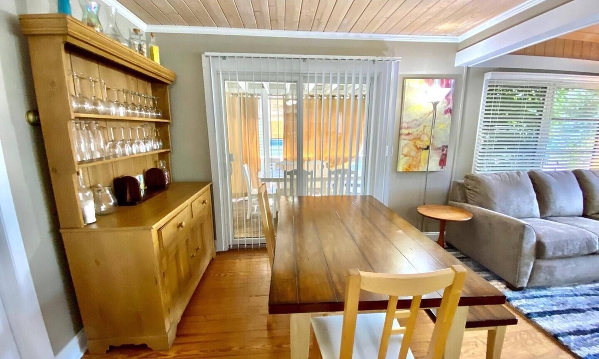 Country Club Estates Cabin | Charming Dog-Friendly Cottage, Walk to Rehoboth Beach, Private Yard & Parking!