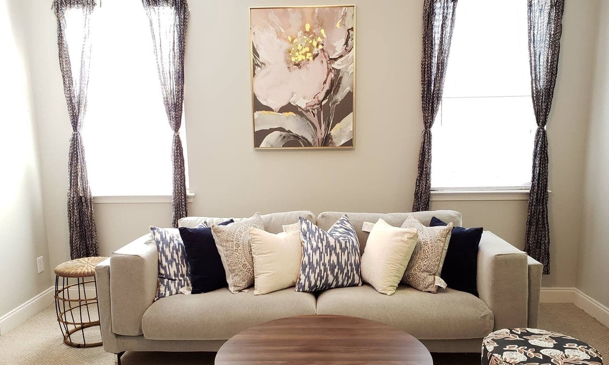 Huntcliff House | Chic and serene 2 bedroom, 2 bathroom near Fort Jackson and Sandhills shopping