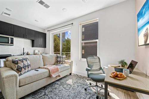 Channel District Apartment | Chic Channelside Studio | Perfect Gate Away!