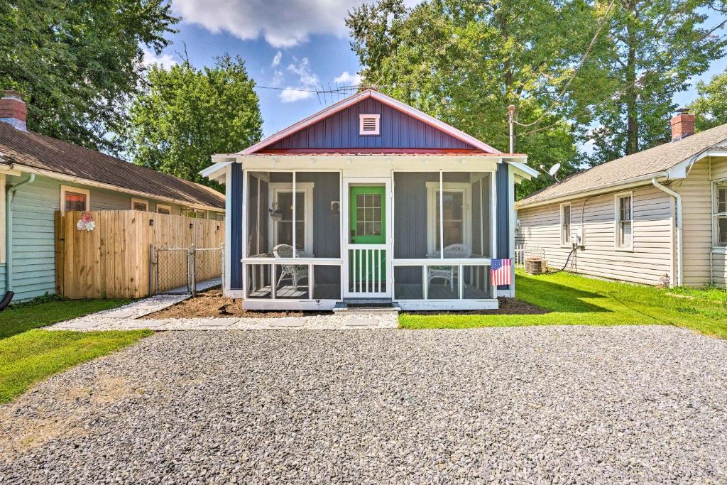 Colonial Beach House | Chic Cottage w/Private Yard: Steps to Beach!