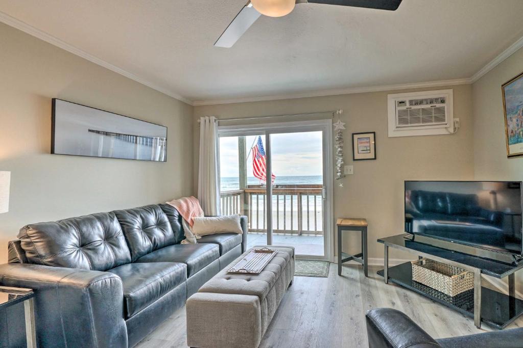 Sneads Ferry House | Chic Oceanfront North Topsail Beach Condo w/Deck