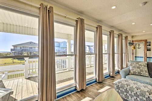 Holden Beach House | Coastal Home: Walk to Holden Beach!