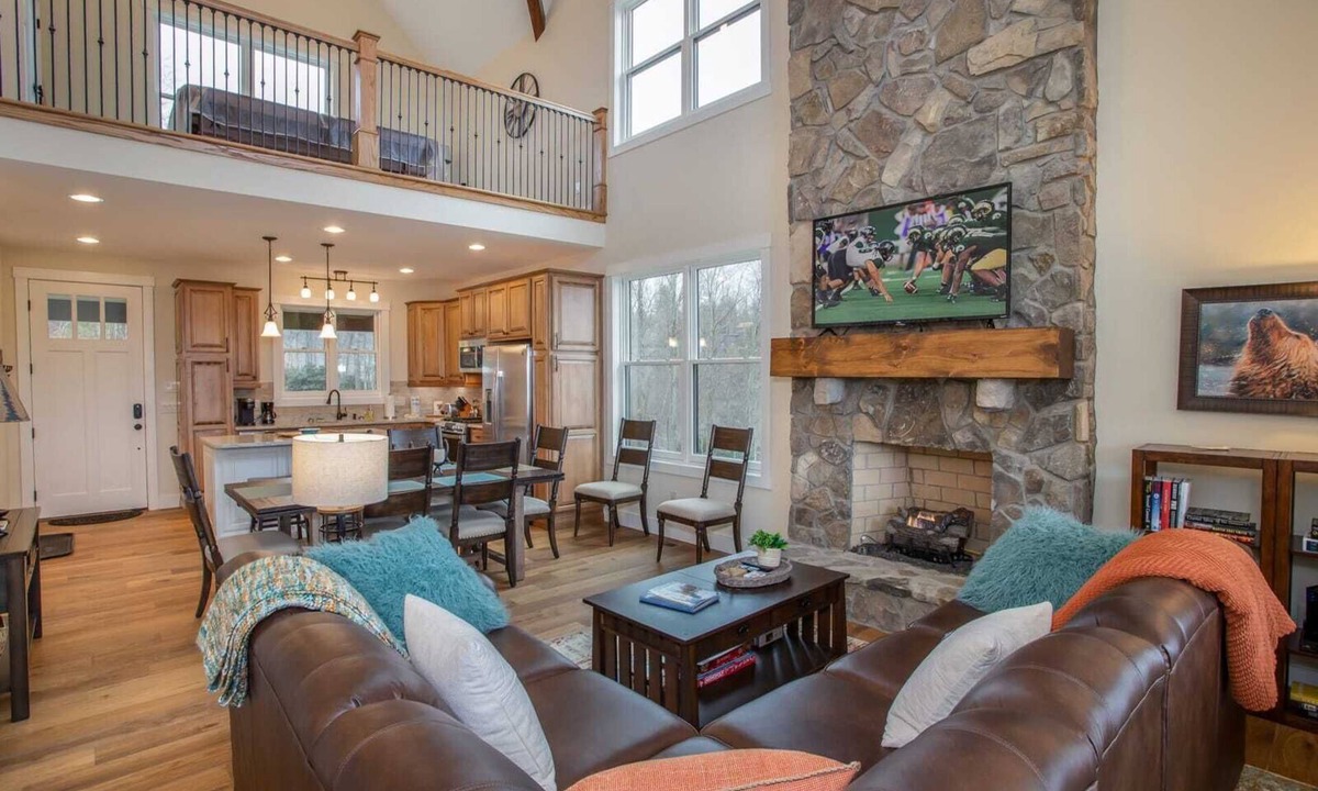 Blowing Rock Cabin | Contemporary Mountain Home with Views