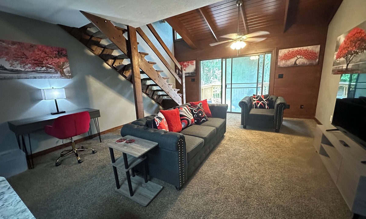 Tallahassee House | Convenient, Clean, Cozy, Cheap 3